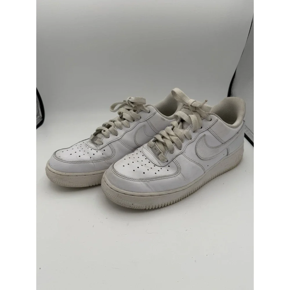 Nike Air Force 1 '07 DD8959-100 White Leather Sneakers Men's Size 9 Shoes.  1774